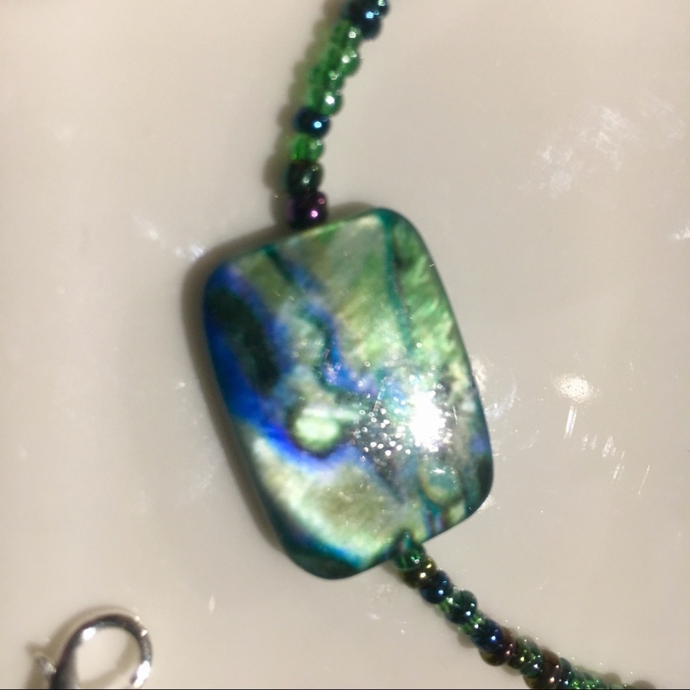 Natural shell green blue necklace - Picture 6 of 8